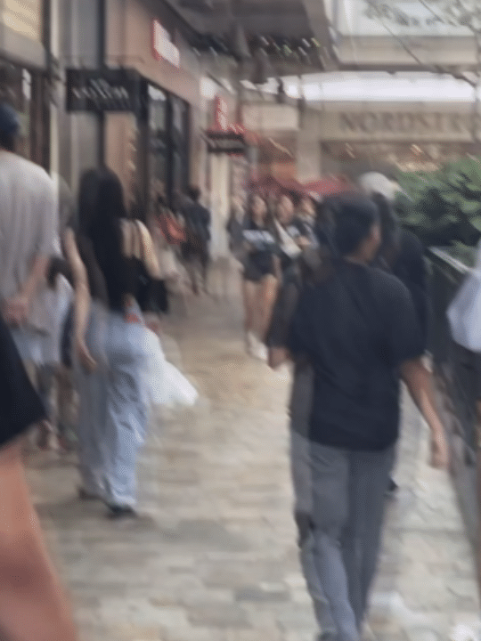 李光洙與李先彬被中國網友捕捉到在美國街頭約會