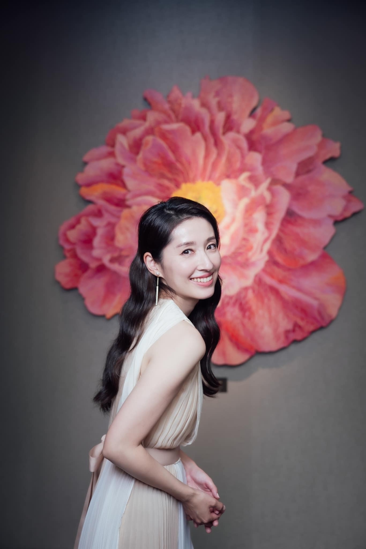 「優雅女神」田中千繪即使不婚,依舊活出燦爛自我。