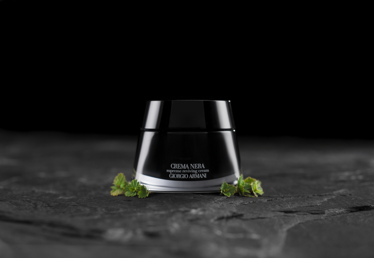 亞曼尼 黑曜岩新生奇蹟乳霜30ml，NT$9500/50ml，NT$15800