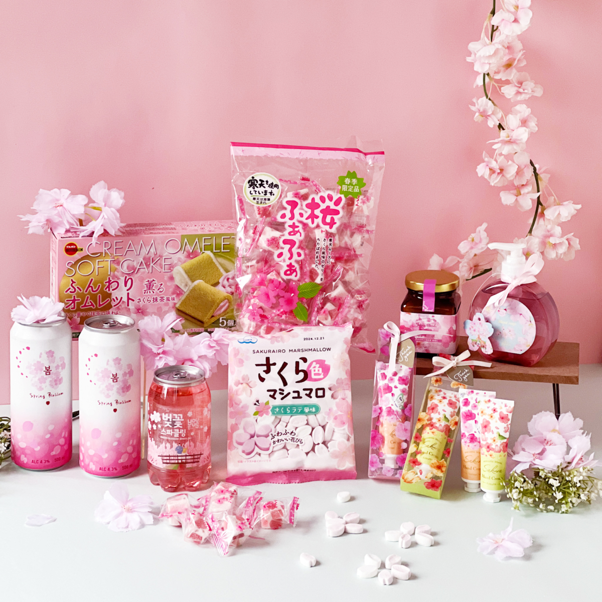 7-11櫻花季熱烈展出中。