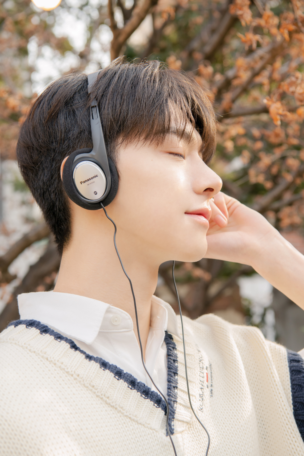 林一對於唱歌很不在行，歌聲多次嚇壞粉絲（笑）。