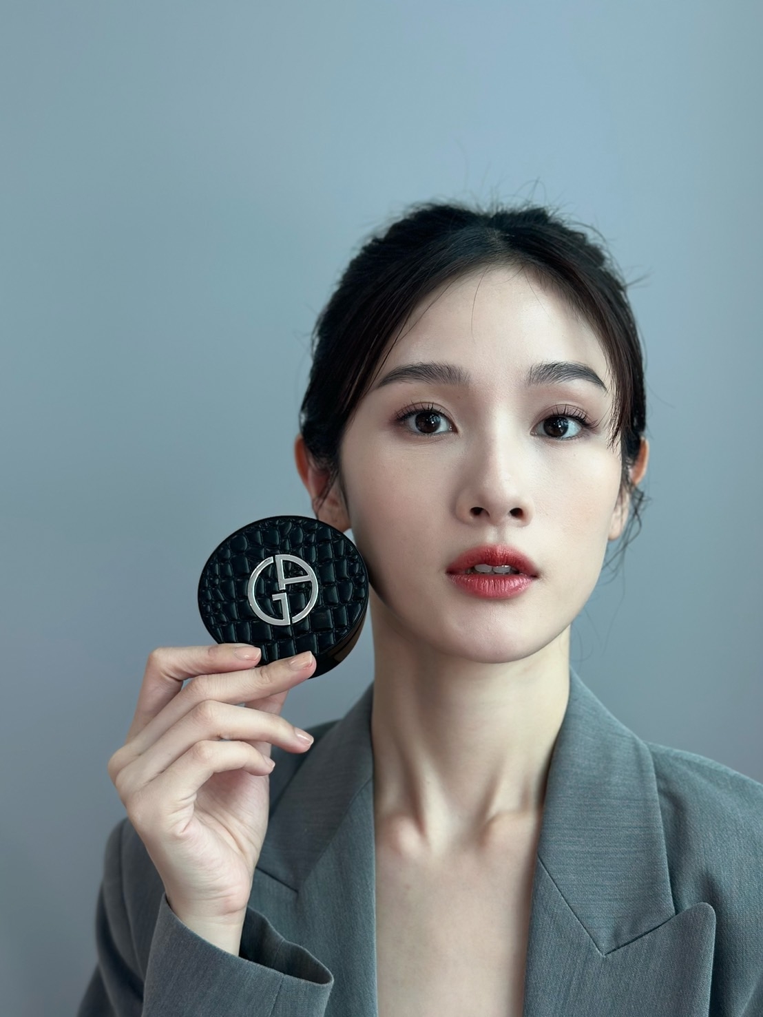 ARMANI BEAUTY 完美絲絨持久氣墊粉餅 奢黑鱷紋限定包裝