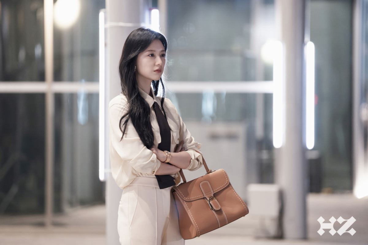 韓劇《淚之女王》金智媛穿搭:Delvaux