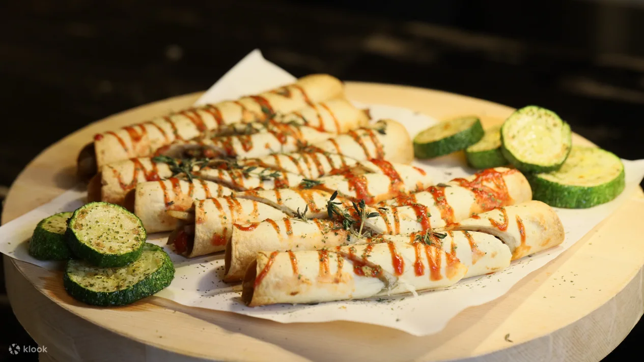 高雄萬豪酒店皇豪中餐廳現場擁有曼妙樂音陪伴用餐。