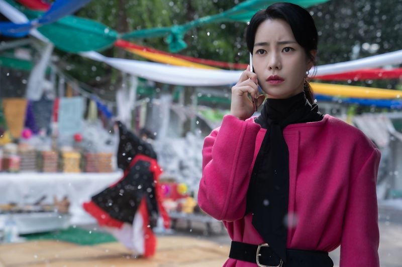林智妍演活《黑暗榮耀》惡女「朴涎鎮」感情、事業兩得意。
