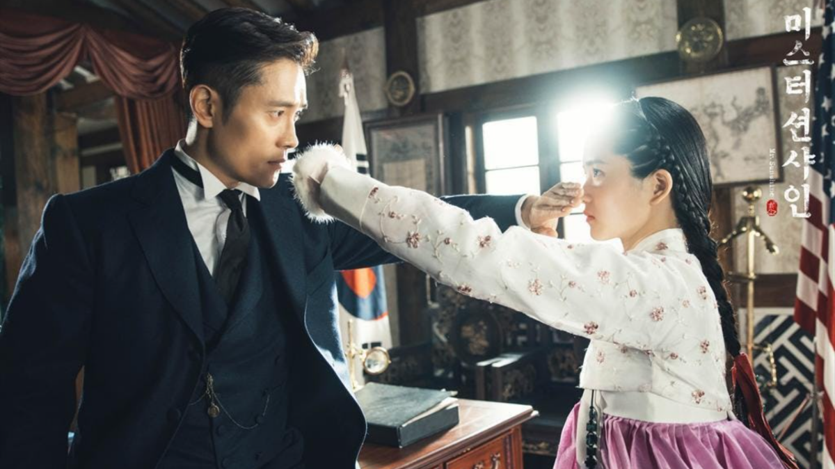 當年《陽光先生》47歲的李秉憲和28歲的金泰梨整整相差19歲，讓許多觀眾們吐槽。