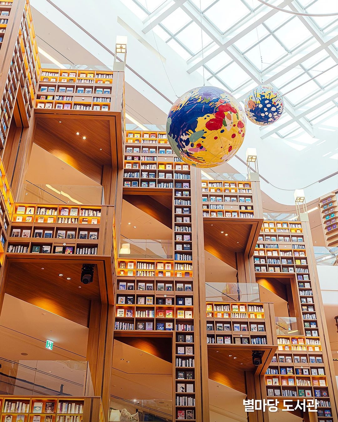 Starfield水原全新星空圖書館細節