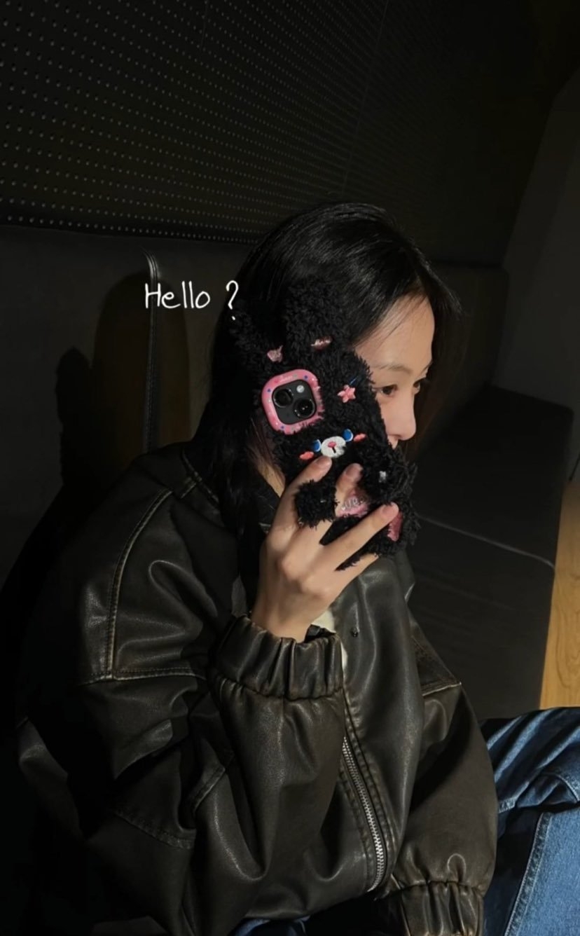 BABYMONSTER Ahyeon手機殼超搶眼