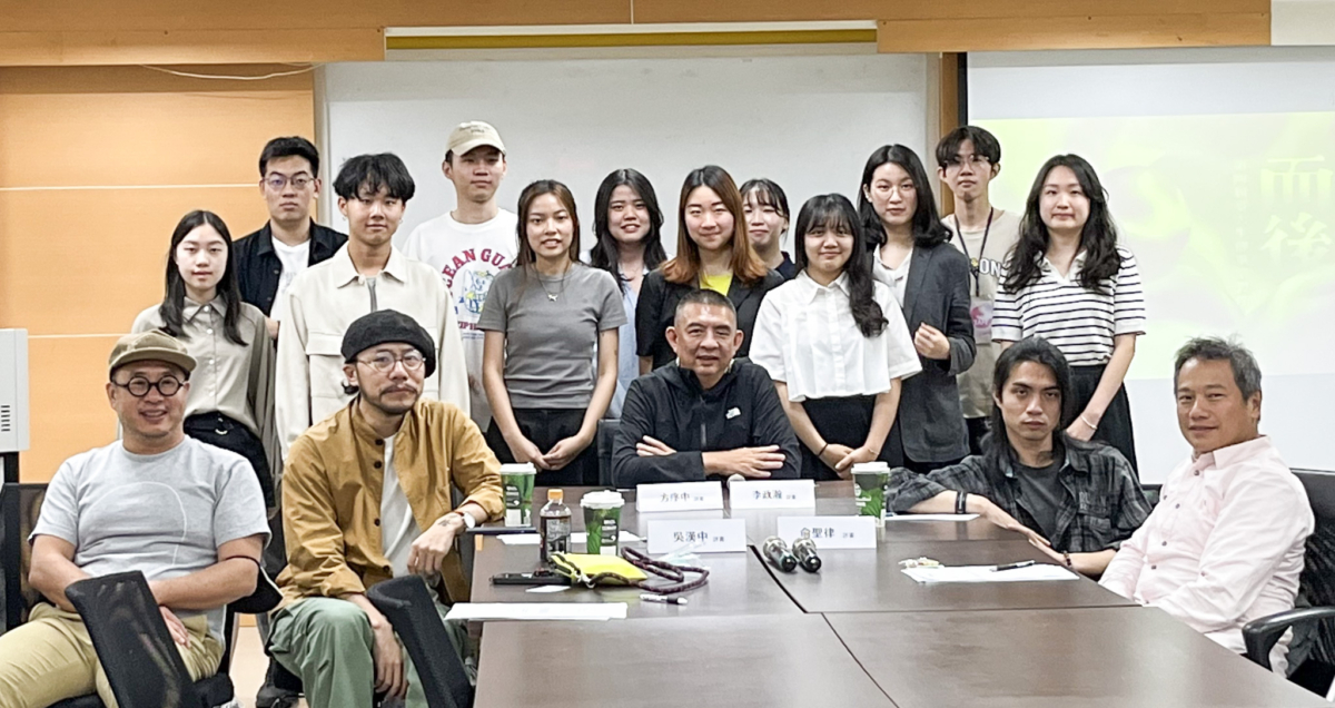 由藝文界知名人士擔任外部評審,在開展前給予生傳系學生更多策展建議。(攝影:高逸忻)