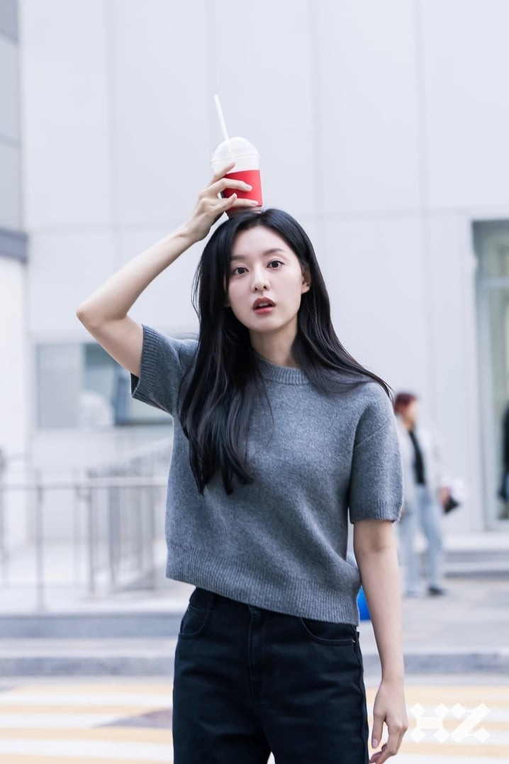 金智媛在《淚之女王》