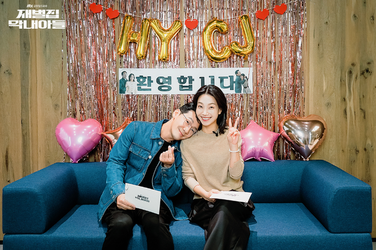 金信祿、金度賢憑著《財閥家的小兒子》受到觀眾們的歡迎。