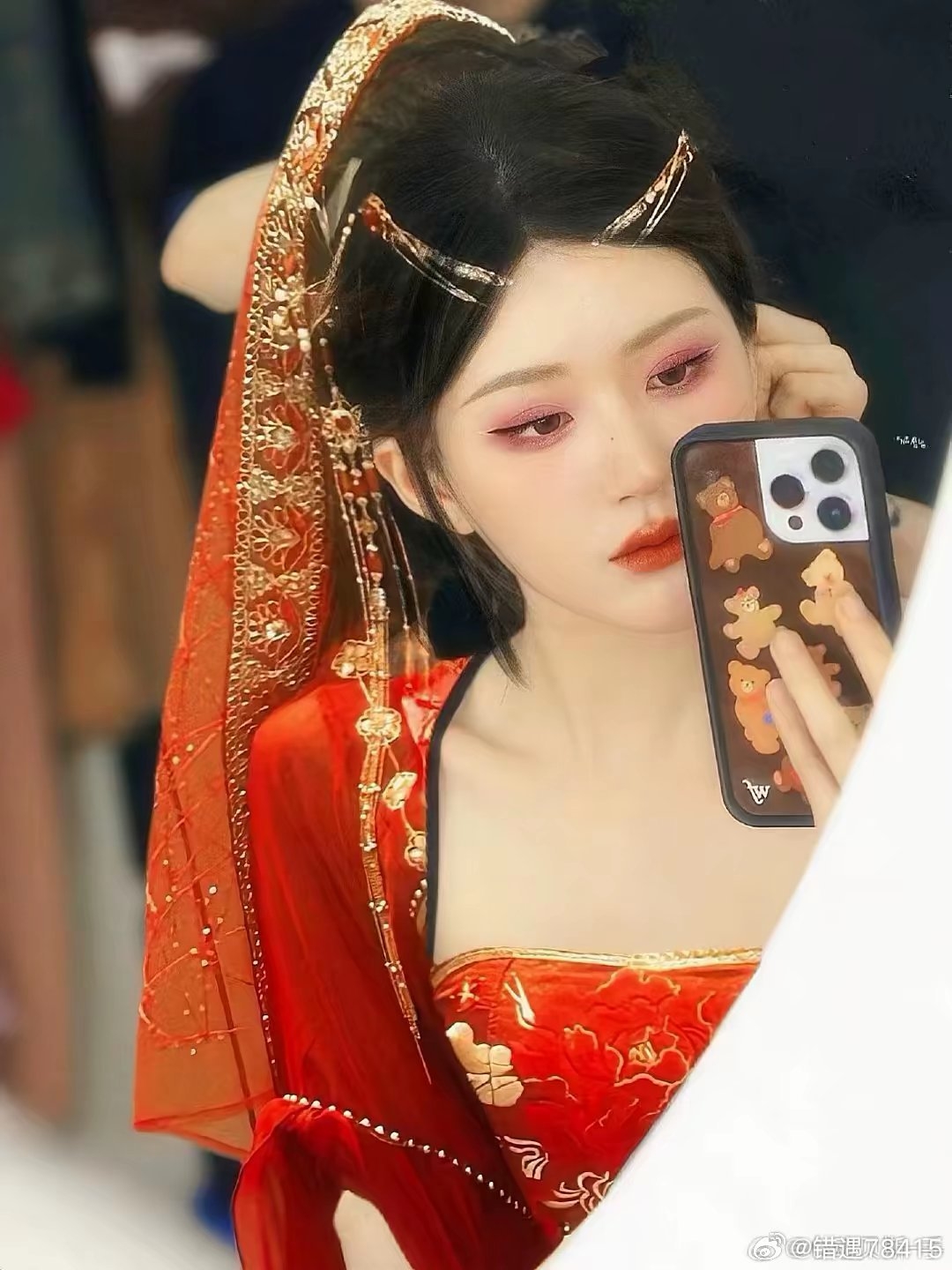 趙露思《珠簾玉幕》路透照。
