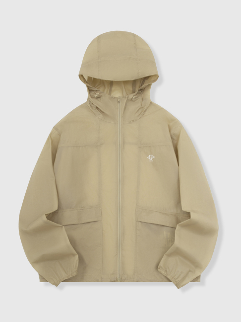 Gap Logo防曬連帽外套(卡其色)，NT$1,999