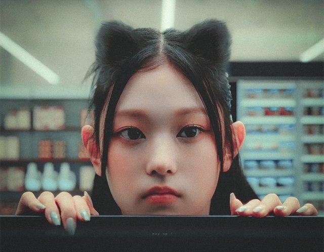 姜諧潾Haerin貓咪