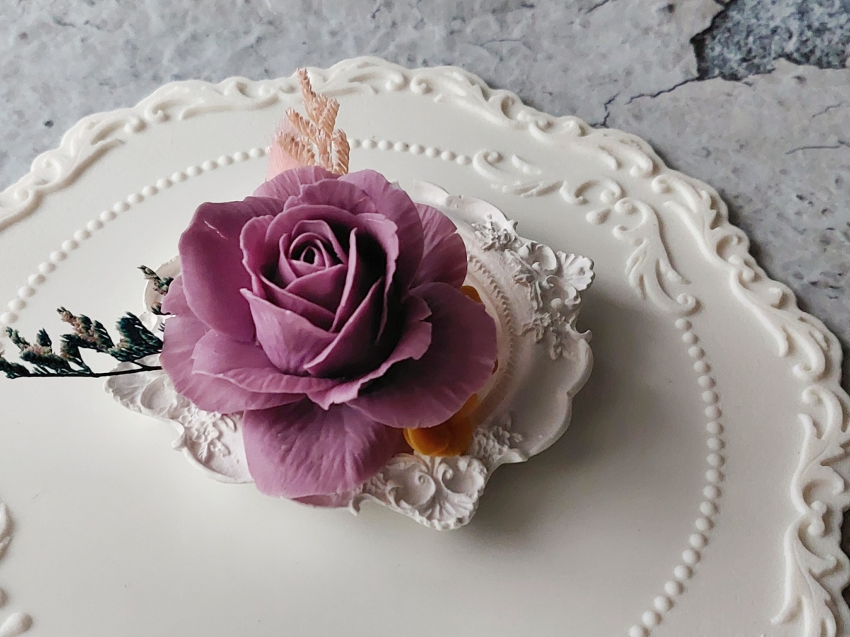 薇拉手工皂‧香氛蠟燭｜玫瑰花石膏捏花體驗