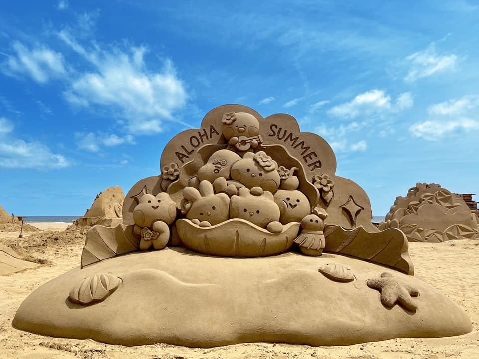2024福隆國際沙雕藝術季「LINE FRIENDS夏日明星派對」沙雕作品