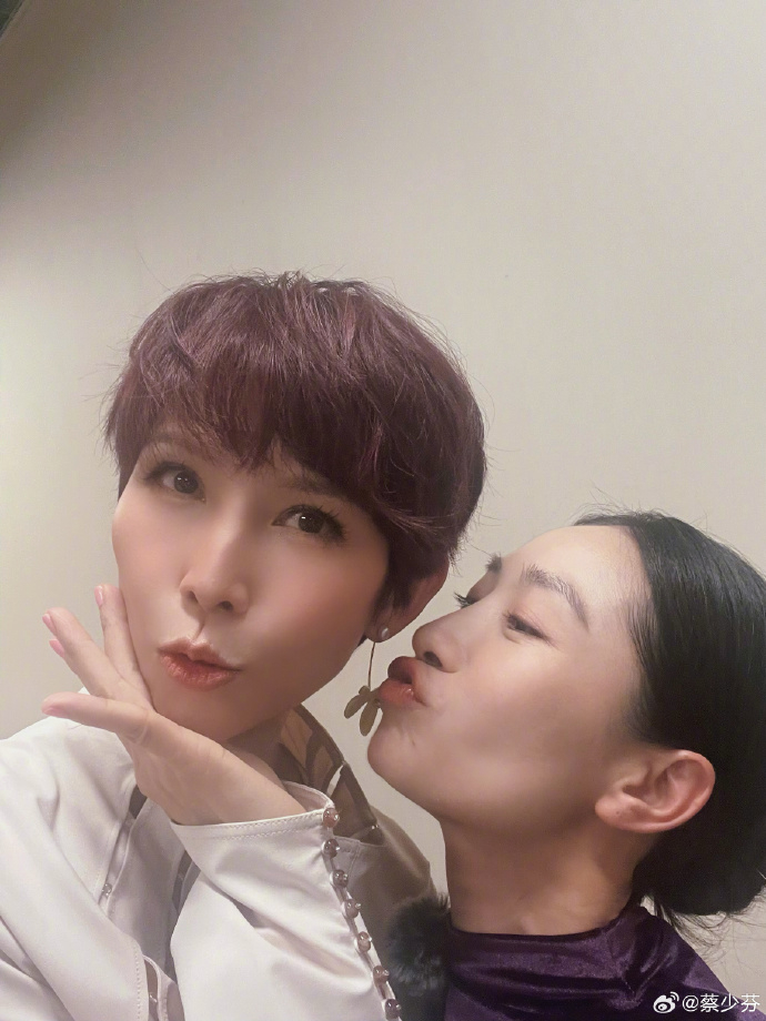 「皇后」蔡少芬、「安陵容」陶昕然都是駐顏有術的美女。