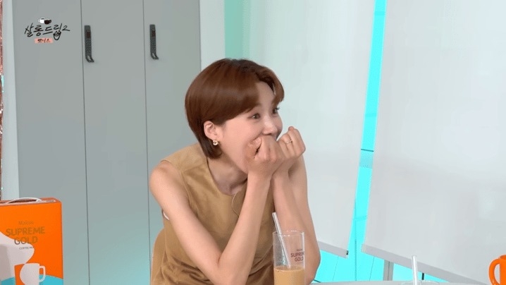 主持人在線嗑CP