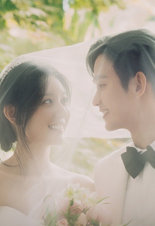 金秀賢、金智媛《淚之女王》獲封2024年度CP