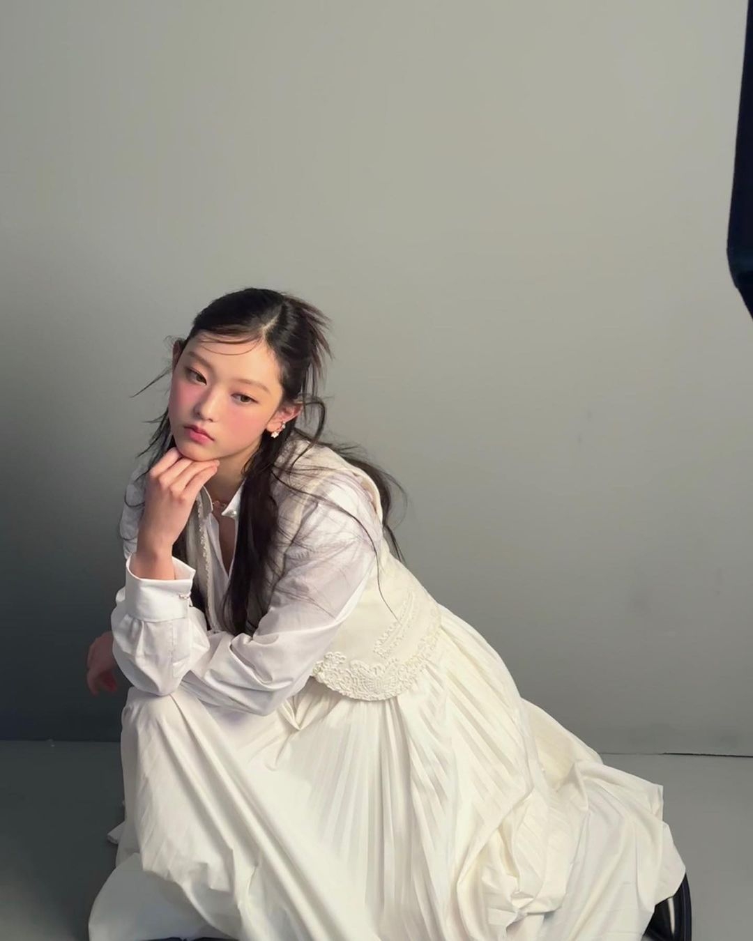 姜諧潾Haerin外表文靜，其實是舞蹈擔當之一