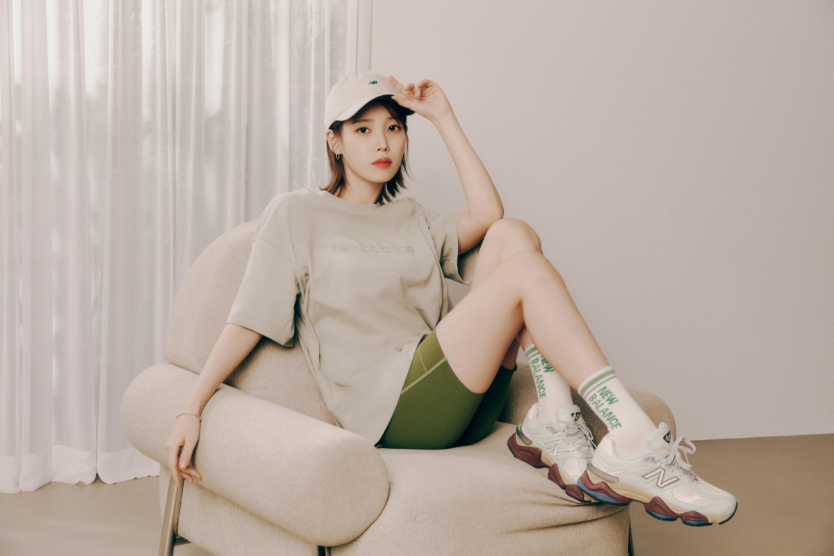 IU (李知恩)穿上上擁有吸睛鑽石大底的9060鞋款