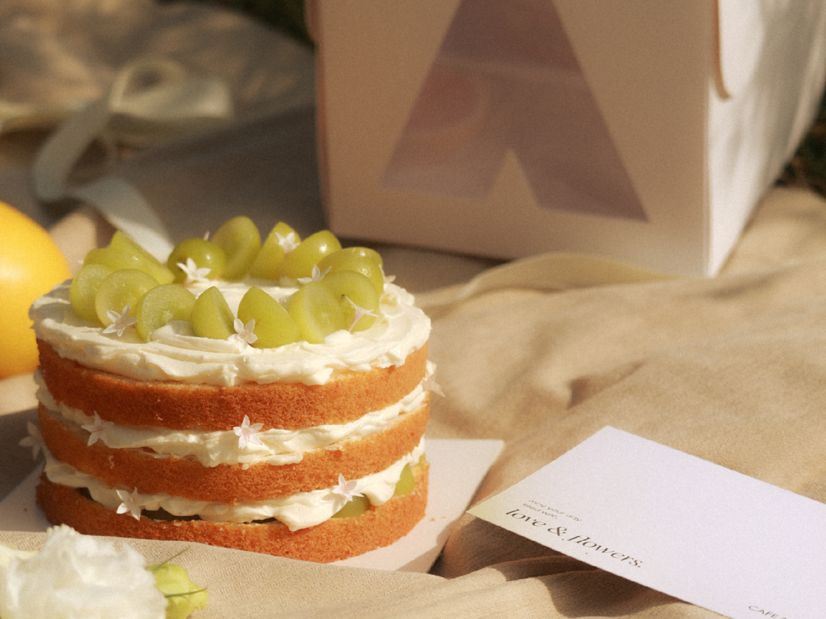 ACME綠葡萄香緹鮮奶油蛋糕