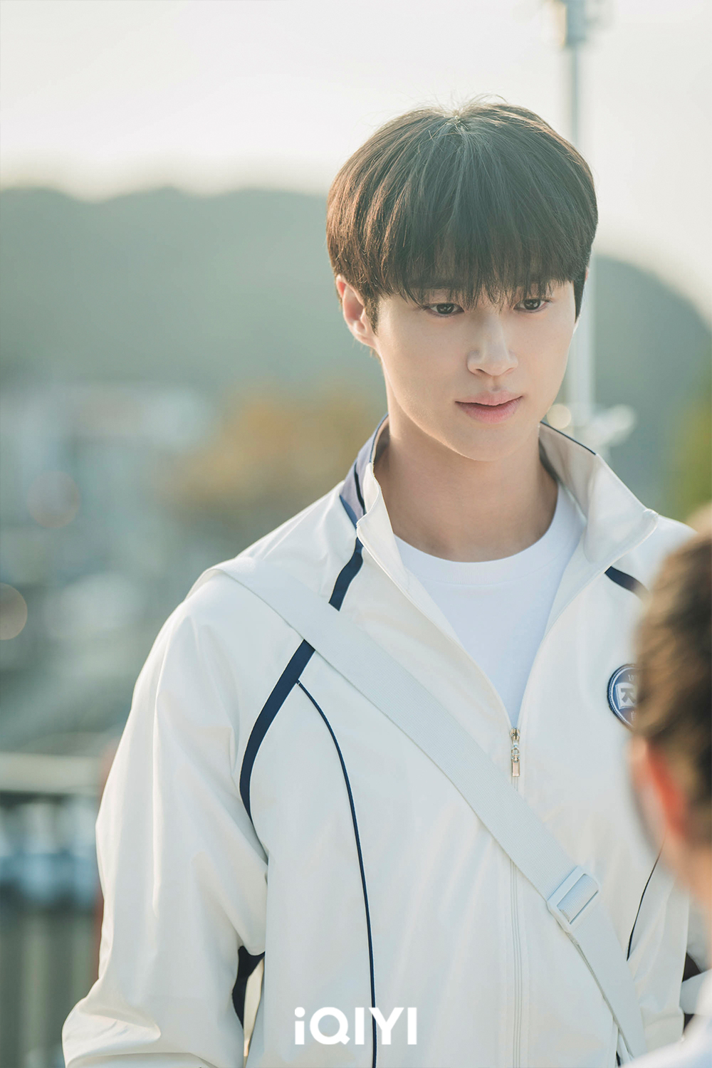 由金惠奫和邊佑錫領銜主演的《背著善宰跑》