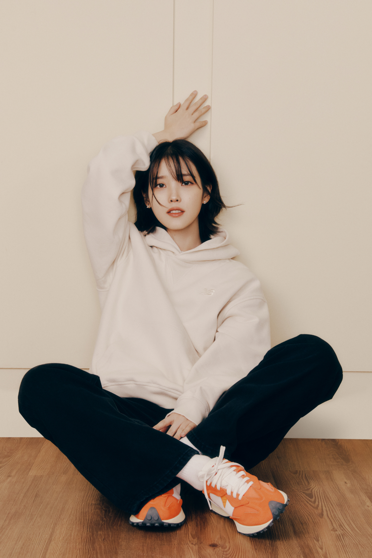 New Balance IU春日形象照