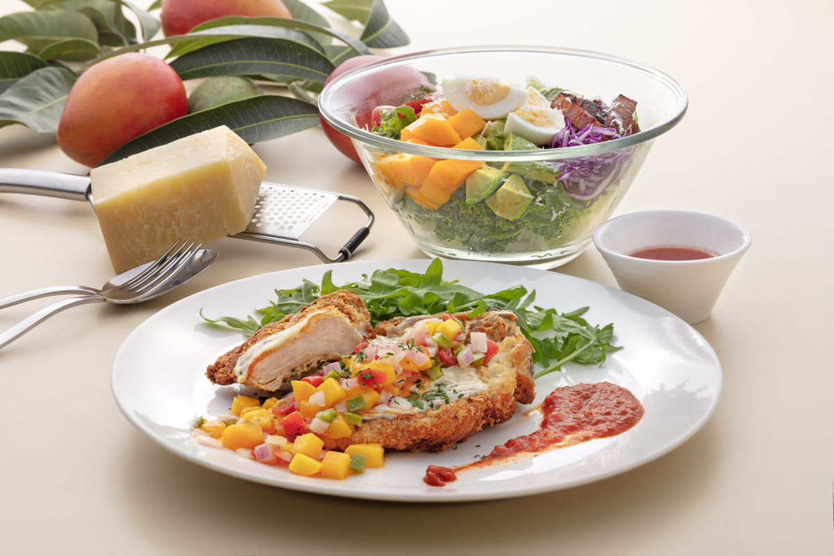 BELLINI PASTA PASTA 米蘭式酥煎帶骨豬排佐芒果莎莎