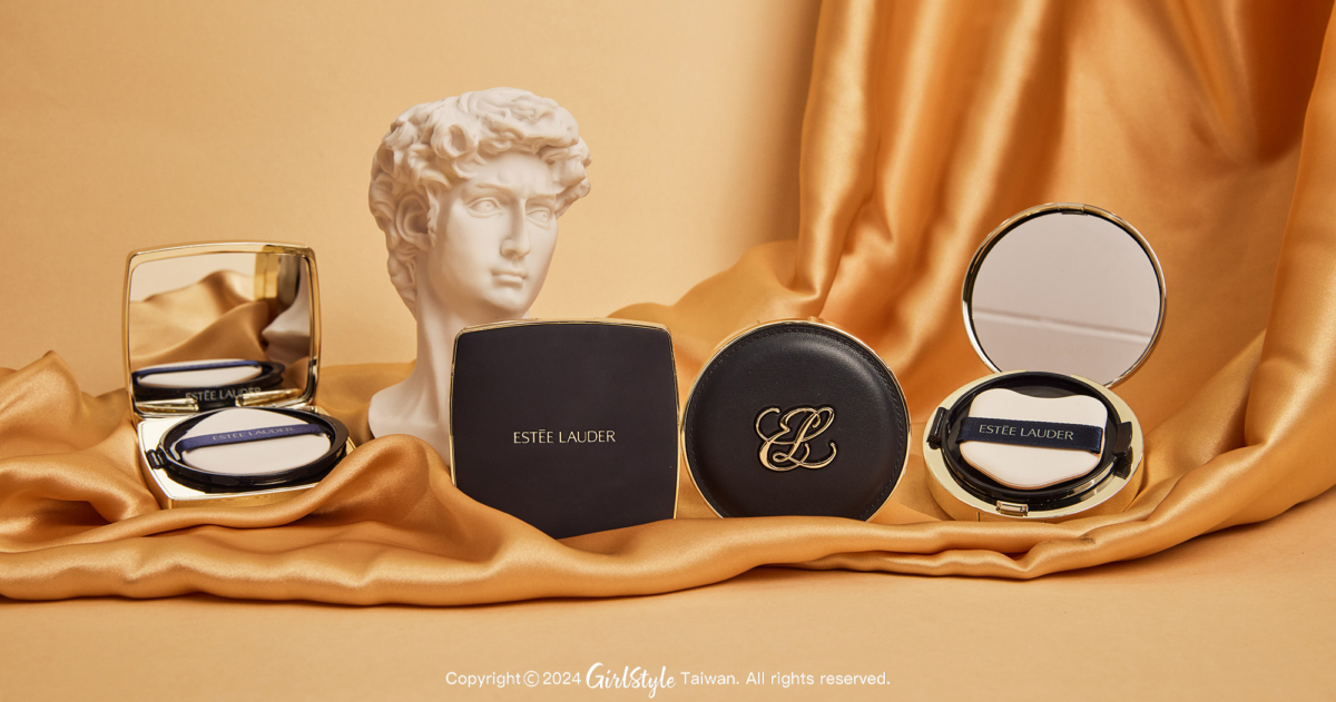 雅詩蘭黛 粉持久天生美肌氣墊粉餅SPF20-25/PA+++，NT$2,900(一盒兩蕊)/粉持久完美鎖妝氣墊粉餅SPF45PA+++NT$2,700(一盒兩蕊)