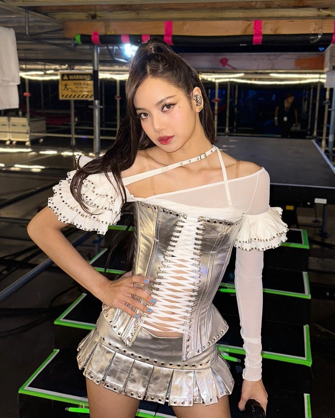 Lisa於BLACKPINK團體活動的造型