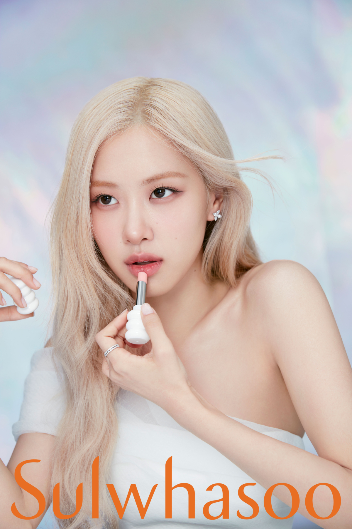 雪花秀品牌形象代言人ROSÉ 手持潤燥極致護唇膏No.030 自然粉漾 3g,NT$1,280