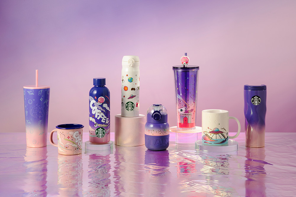 星巴克「外星人進城了。這是入侵還是度假?」全系列杯款。