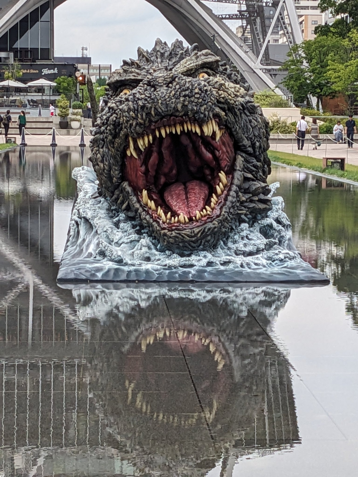 哥吉拉來襲莊智超壯觀