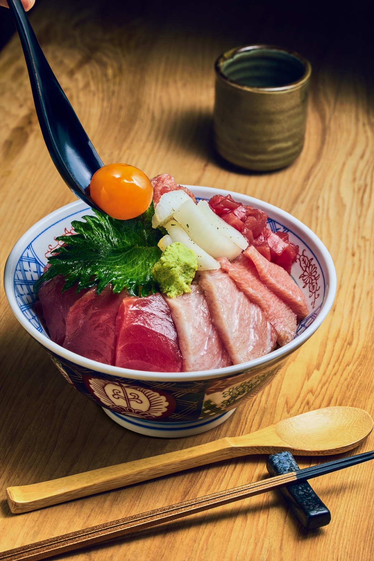 長浜魚屋「鮪魚丼」精選黑鮪魚3大頂級部位,令人食指大動!