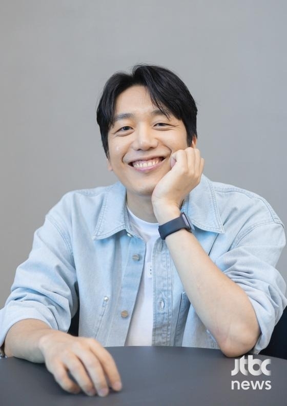 許亨圭因飾演《背著善宰跑》反派「金永洙」人氣飆升