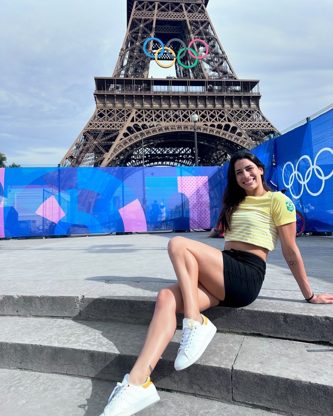 游泳女將Ana Carolina Vieira被巴西逐出國家代表隊,並遣返回歸