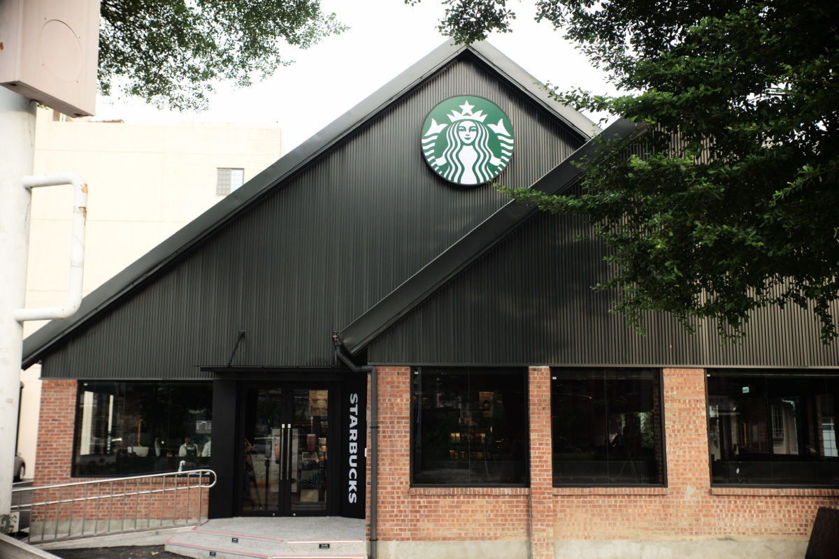 星巴克博愛華夏門市外觀 