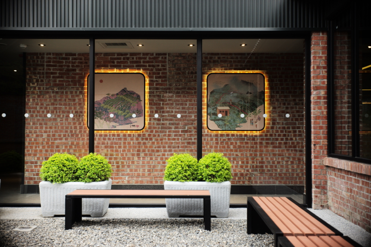 星巴克高雄「博愛華夏門市」裝潢