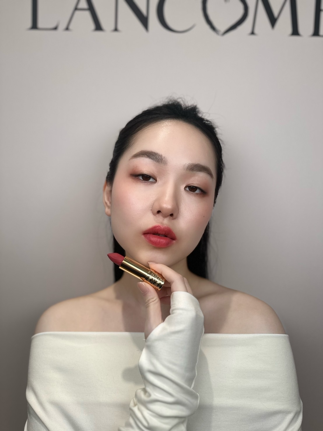 蘭蔻絕對完美柔霧唇膏 2024七夕情人節限定版,NT$1,480