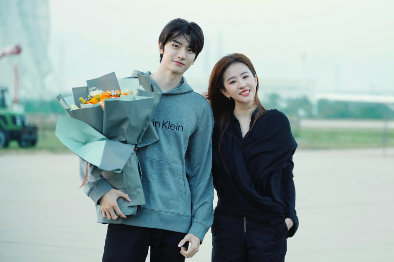 現實生活中的林一是劉亦菲的小迷弟。