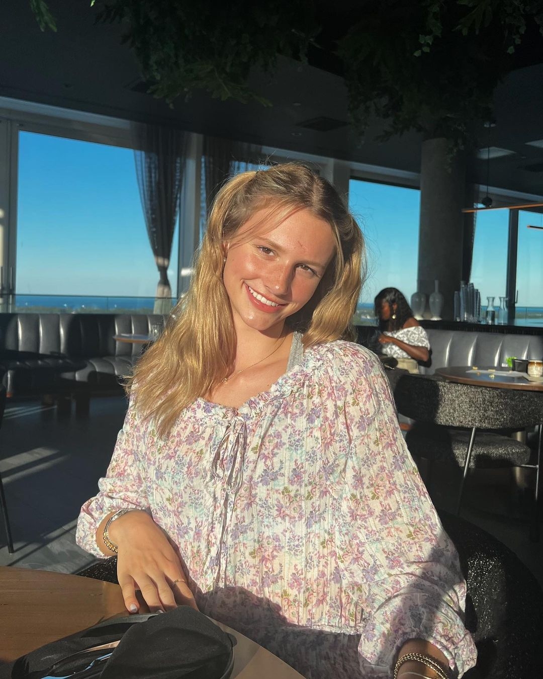 加拿大游泳天才少女Summer McIntosh金髮迷人