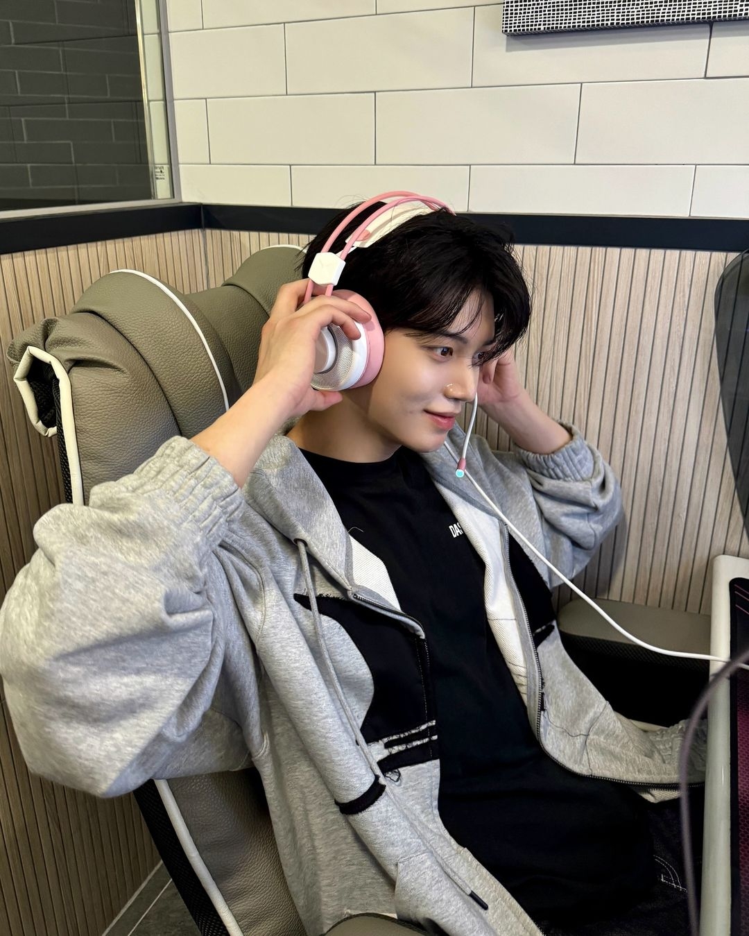 韓國男模吳在亨擁有童顏