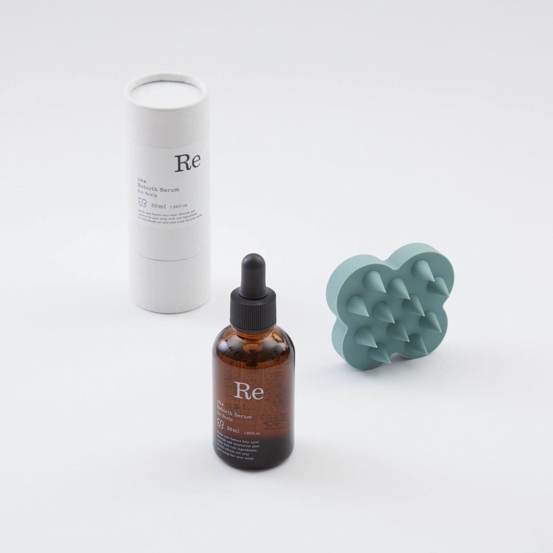 uka 頭皮賦活精露 50ml,NT$1,780/uka 舒活頭皮按摩刷,NT$680