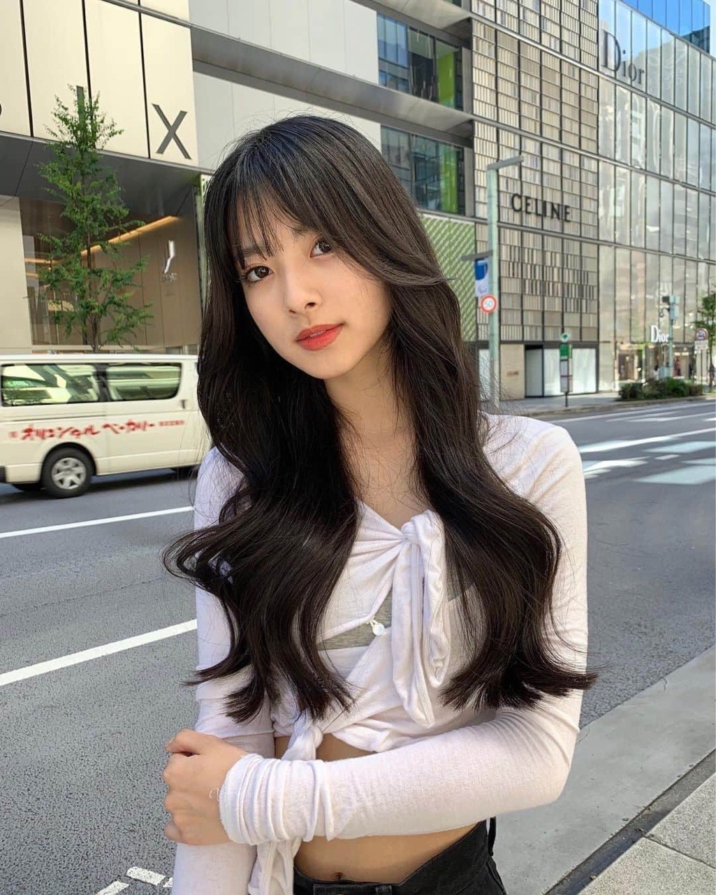 韓國新女團MEOVV第四位成員ANNA出道前半身照