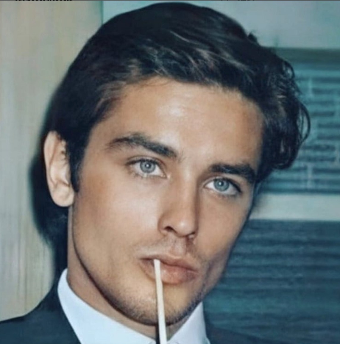 亞蘭德倫Alain Delon藍眼睛