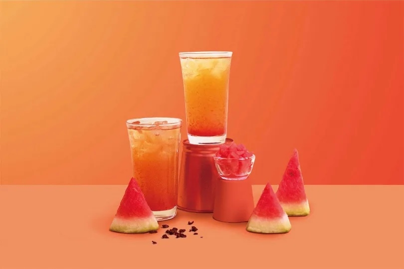 「山焙SUNBAY」金烏西瓜前味帶出西瓜的香甜,後味嚐得到凍頂烏龍慢慢回甘的熟果香。