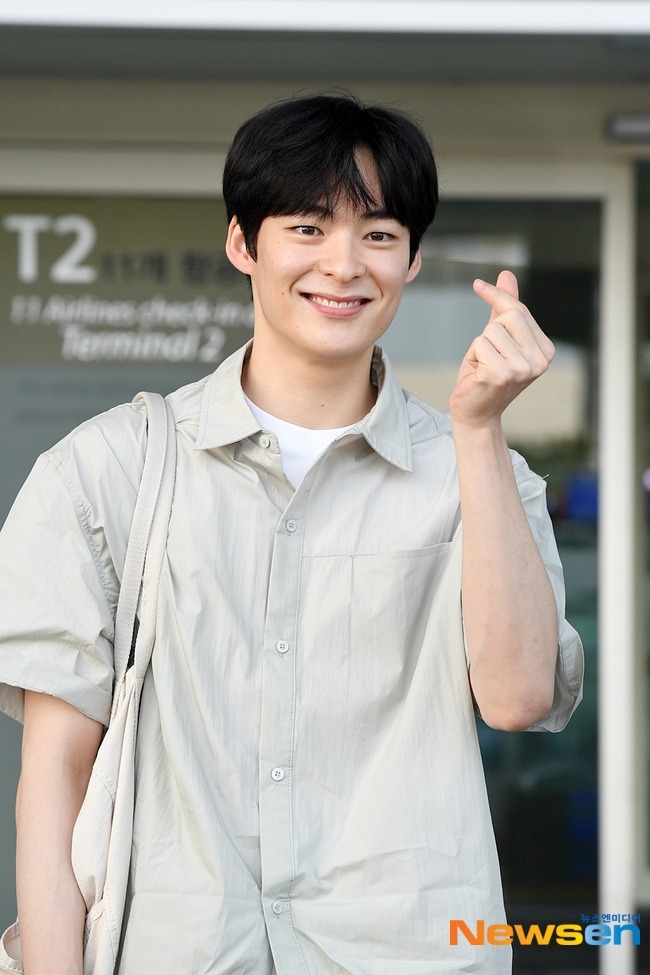 宋建熙在見面會上與粉絲度過愉快的時間