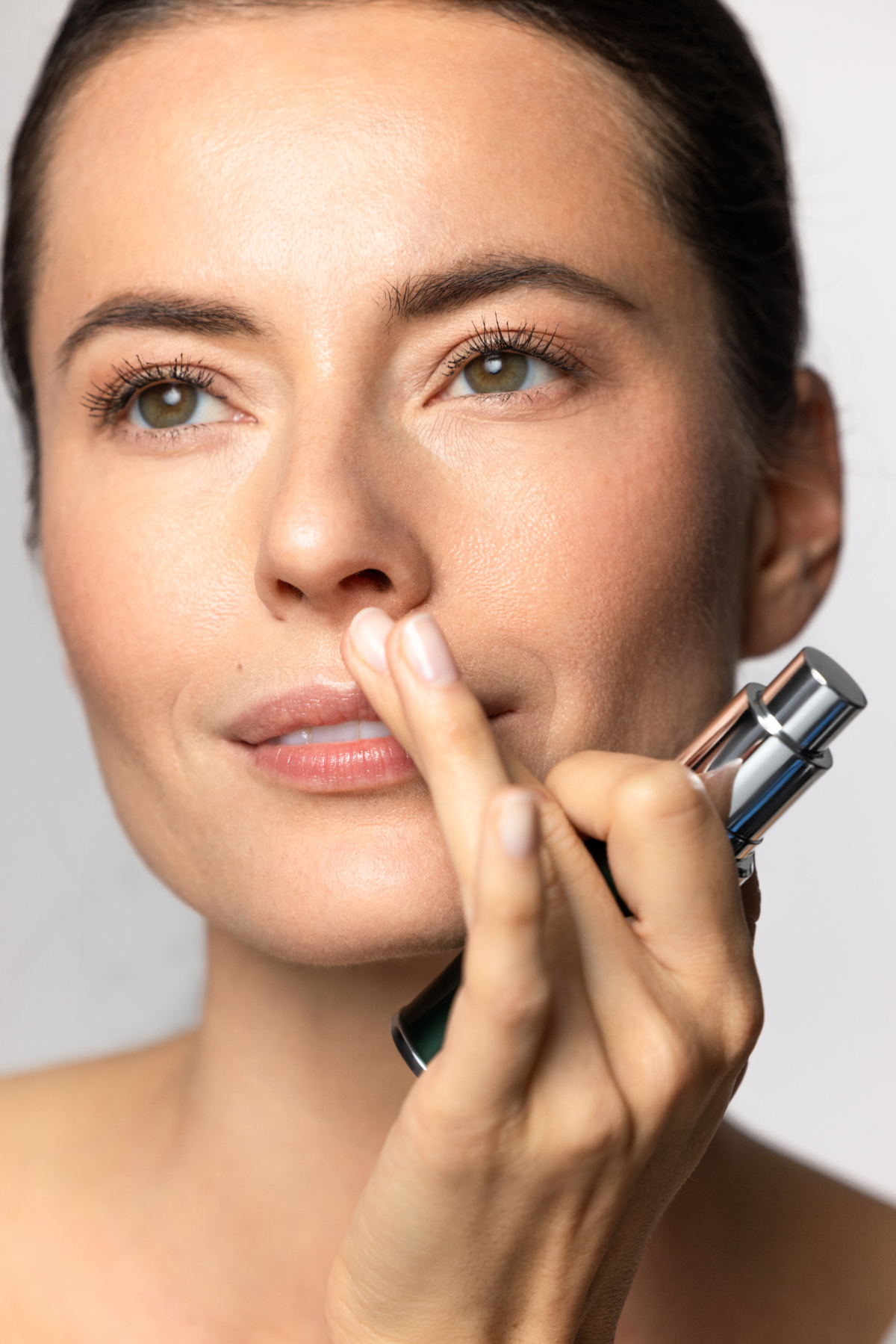 以頂級科技煥膚配方為品牌口碑「光采再生系列」增添強力新生軍!