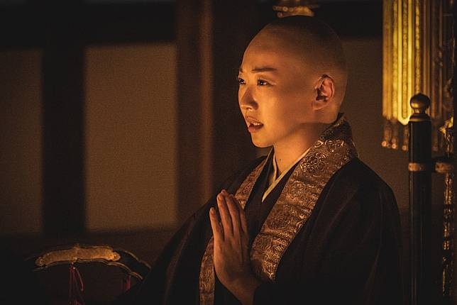 《地面師》尼姑尺度簡直開外掛！